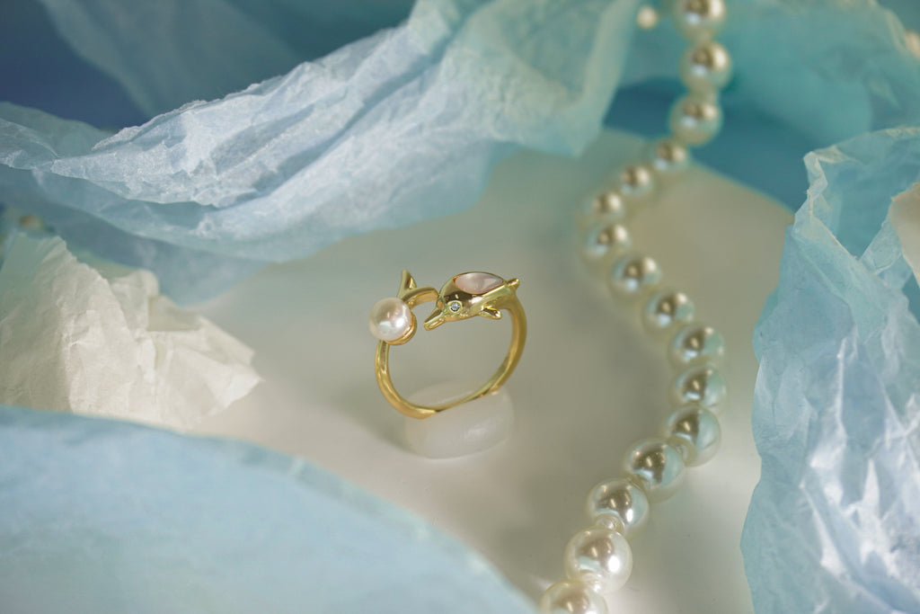 Playful Ocean Dolphin Open Wrap Statement Ring With Soft Round Accent For Summer Vacation & Daily Stack Styling